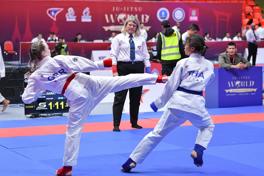 Fighting Jujitsu athletes at the World Championships